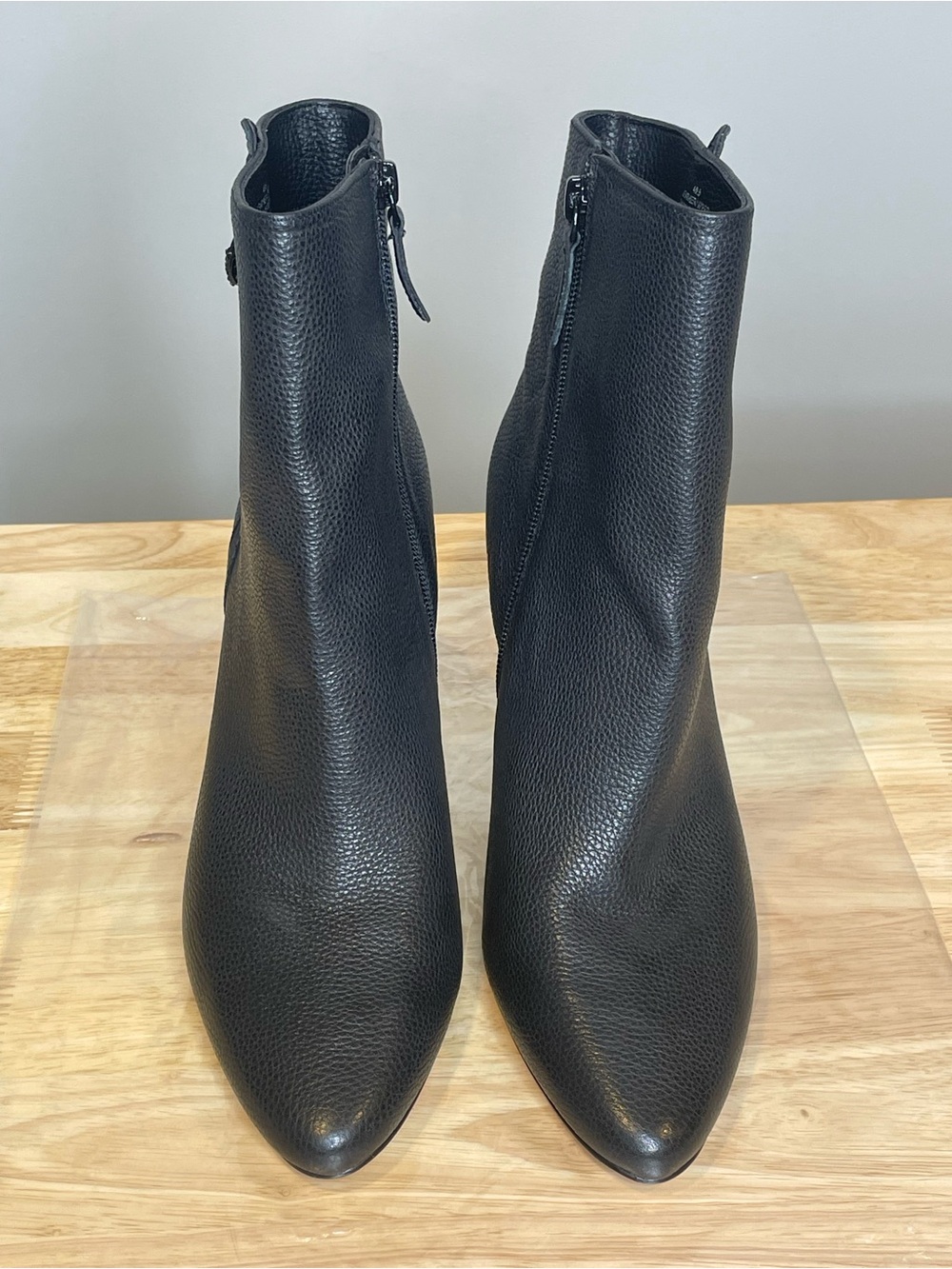 Kurt Geiger Black Pointed Toe Leather Ankle Booties Style 5893 0523 - NWOB